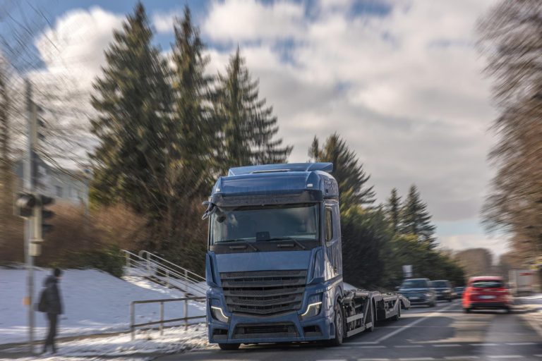 El transporte por carretera bate récords de volumen de carga transportada en el primer trimestre del año